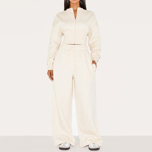 Streetwear décontracté pour femmes avec logo personnalisé OEM Survêtement populaire Vêtements de sport pour femmes Baggy Joggers Zip-up Cropped Hoodie Sets - Product Image 3