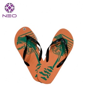 2023 nouvelles pantoufles d'été de bonne qualité sandales de plage du fournisseur vietnamien adaptées aux hommes et aux femmes expédition rapide - Product Image 1
