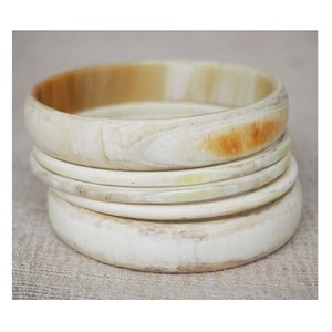 Pulseras Espiral de Cuerno Hechas a Mano, Accesorios de Moda para Mujer, Joyería India de Cuerno Hecha a Mano - Product Image 5