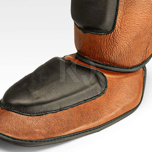 Protège-tibias de boxe en cuir personnalisé avec logo, style dernier cri, léger, professionnel, protection MMA 2025 - Product Image 6