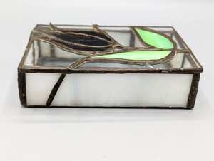 Boîte à bagues en verre de forme carrée de conception artistique Organisateur de bijoux en verre et cadre en métal pour article de cadeau de fiançailles de mariage - Product Image 4