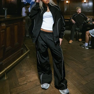 Conjunto Deportivo Personalizado para Hombre de Poliéster/Algodón, Chaqueta Cortavientos Transpirable con Capucha para Invierno, Pantalones de Alta Calidad para Fitness, Estilo Casual - Product Image 2