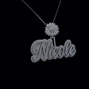 Colgante de Hip Hop de Plata de Ley 925 personalizado con VVS Moissanite Diamond Ice Letter Name GIA Certified Colgantes personalizados - Product Image 2