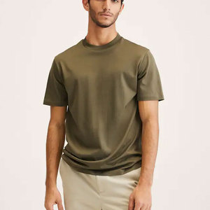 Vente en gros de t-shirts simples de haute qualité pour hommes couleurs chemise personnalisée hommes t-shirts vierges t-shirts ajustés pour l'été - Product Image 5