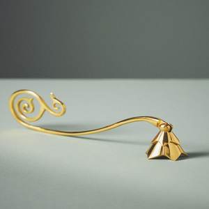 Éteignoir à bougie en métal Design d'usine personnalisé Fabriqué en Inde Éteignoir à bougie en métal avec finition argentée pour prix de gros - Product Image 4