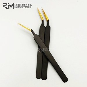Pinzas para Pestañas RMI al por Mayor, Personalizadas con Logotipo en Color, de Acero Inoxidable con Punta de Fibra Dorada Resistente, Negras - Product Image 3