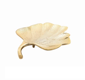 Plateau de service sur mesure en métal au design élégant de la meilleure qualité Plateau décoratif de finition nickelé - Product Image 4