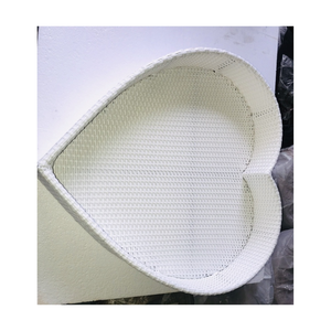 Plateau en rotin flottant fait à la main pour salle à manger, piscine ou plage, plateau de service de piscine en rotin de qualité durable - Product Image 1