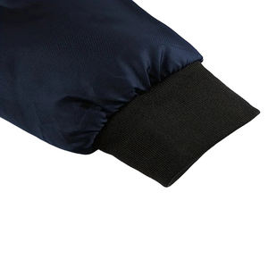 Chaqueta de Invierno Acolchada Personalizada para Hombre con Cuello Alto y Capucha, Diseño Ecológico en Tela de Lona, Estilo Urbano, Alta Calidad - Product Image 6