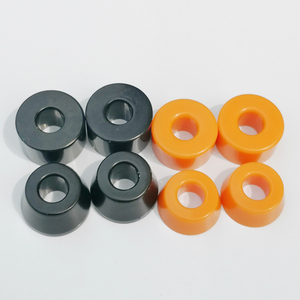 Douille de planche à roulettes 95A avec baril de coulée en PU et coussins de cône pour coussin de planche à roulettes prêt à expédier - Product Image 1