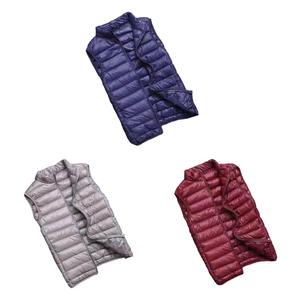 2023 Logo personnalisé imprimé hommes hiver doudoune mode col montant sans manches coton corps plus chaud avec bouton décoration U - Product Image 1