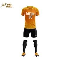 Pabrik tersublimasi kustom manufaktur Pria Wanita seragam sepak bola kaus sepak bola cetakan dan set pendek