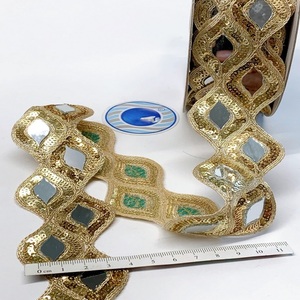 Dentelle de miroir artisanale pour l'artisanat traditionnel de couture avec une touche glamour dentelle de broderie de miroir de mariée élégance classique - Product Image 2