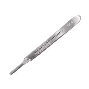 Bisturí Quirúrgico Manual Reutilizable de Acero Inoxidable Médico BP105 con Mango de Diseño y Número Personalizados, Estándar Alemán Duradero - Product Image 6