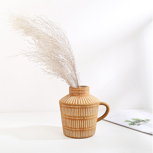 Jarrón rústico de cerámica, decoración, diseño texturizado, estilo Cortijo, jarrón decorativo para flores secas. Disponible a precios de mayorista. - Product Image 3