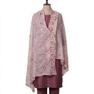 Pañuelo ligero de chifón africano al por mayor para mujer, paquete de 12 unidades, chal de verano de lujo con bordado floral y pedrería - Product Image 1