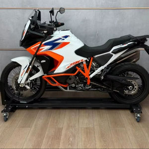 VENTE À PRIX RÉDUIT 2025 KTM 1290 SUPER ADVENTURE R Factory Editions Moto disponible à l'achat et livraison immédiate - Product Image 1