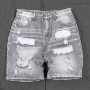 Shorts en jean pour hommes, délavés, bords bruts, style streetwear baggy, personnalisables avec logo - Product Image 3