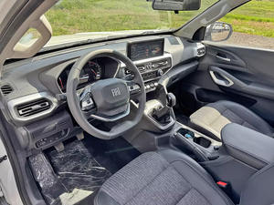 Fiiat Titano 4x4 Doble Cabina Pick-up - Product Image 4