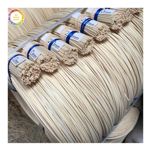 Noyau en rotin flexible pour le tissage de chaises et les accents de décoration intérieure, fibre naturelle de qualité supérieure - Product Image 1