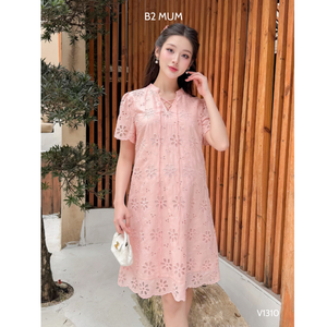 Vestido de maternidad suave y cómodo con cuello en V, bordado floral rosa, transpirable y sin decoloración para el día a día - Product Image 4