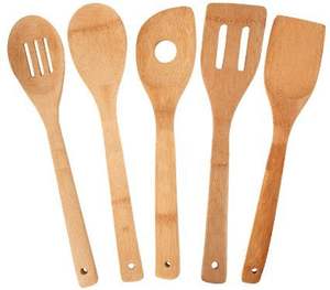 Bel ensemble de cuillères en bois faites à la main idéal pour offrir un mariage de pendaison de crémaillère ou des occasions spéciales dans la cuisine - Product Image 4