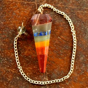 Natural Seven Chakra Bonded Gemstone Point Varita Péndulo Cono facetado Curación Crystal Dowsing Rare Handcrafted Crystal Péndulo - Product Image 1