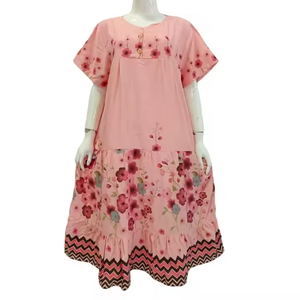 Chemise de nuit d'été pour femmes, taille jumbo, superposée, douce et respirante, longueur genoux, tissu en rayonne par Chrysanta - Product Image 1