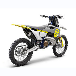 Husqvarna TC 250 2023, 249cc, Refrigeración Líquida, 5 Velocidades, Arranque Eléctrico - Product Image 4