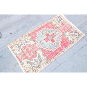 Rug, 1.7x2.9 ft Vintage Rug, <b>Red</b> Check Rug <b>Wool</b> - Product Image 3