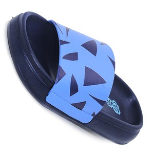 Pantoufles bleues pour enfants de haute qualité, confortables, design à la mode et pantoufles ludiques amusantes pour les enfants - Product Image 3