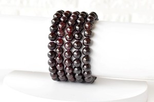 Hot Selling Premium Quality Garnet 8mm <b>Bracelet</b> Natural Hand Polished Gemstones for <b>Healing</b> Meditation Jewelry - Product Image 1