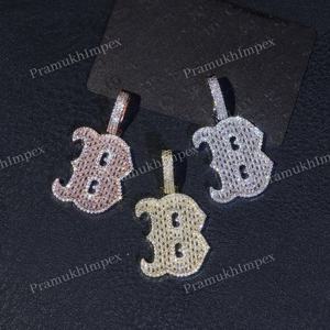 สร้อยคอจี้ตัวอักษร B สำหรับผู้ชายแบบกำหนดเองได้จี้เพชรโมอิสซาไนท์จี้ตัวอักษรสเตอร์ลิงเงินชุบทอง - Product Image 3