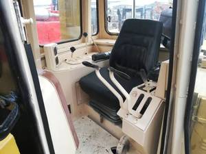 प्रयुक्त कैटरपिलर d8n डॉज़र ट्रैक रोलर इंजन पंप मोटर 212kw पावर 2020 मॉडल 4 मीटर डोजिंग क्षमता 710 मिमी ट्रैक चौड़ाई - Product Image 6