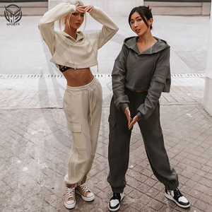 2025 Conjunto de 2 piezas para mujer Top y pantalones Chándal personalizado para mujer con múltiples colores y diseño. - Product Image 4