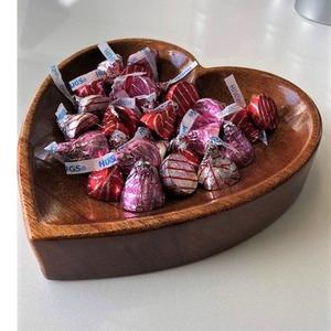 Bol en bois en forme de cœur fait à la main, bol de service en bois massif naturel, vaisselle écologique - Product Image 6