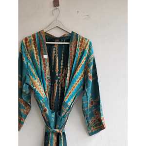 Robe longue en crêpe de soie style bohème avec poches - Kimono tie-dye pour festival, taille unique, vêtement d'intérieur écoresponsable - Product Image 1