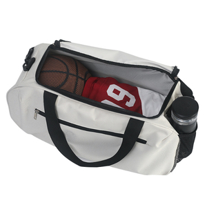 Sac de voyage tendance de haute qualité pour hommes et femmes, idéal pour la salle de sport, les activités sportives et les activités de plein air, parfait pour les voyages de week-end en plein air - Product Image 2