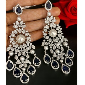 ต่างหูเพทายสีทองมีระดับคุณภาพดีที่สุดดูดีมีระดับทันสมัยหินโฆษณามองหางานปาร์ตี้งานแต่งงานฟังก์ชั่นสวมใส่คอลเลกชันสำหรับผู้หญิง - Product Image 2