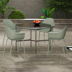 Outsunny Juego de 4 Sillas de Jardín con Patas Antideslizantes, en PP y Acero, 59x55x84 cm, Verde - Product Image 2