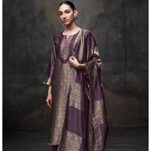 Salwar Kameez pour femmes en viscose pure de qualité supérieure, tissée en soie avec travail manuel, marque Ganga, toutes saisons, vêtements de fête, prix de gros - Product Image 1