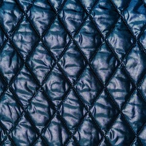Rembourrage en polyester durable pour la maison et les hôtels Courtepointes en gros du Vietnam en tissu matelassé imperméable avec motif brodé - Product Image 4