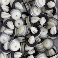 Clips de garniture intérieure en nylon Clips de garniture de couvercle à bascule Clip de moulage d'aile
