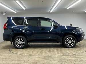 Bastante TOYOTA LAND CRUISER PRADO 2022 - Product Image 2