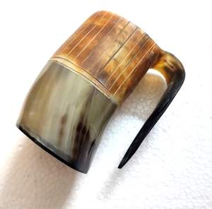 Mug en corne de buffle fait à la main en vrac, mug en corne de buffle pour les festivals, mug en corne de buffle authentique pour boire comme les Vikings, meilleur design disponible - Product Image 1
