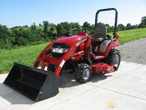 Tractor de Ruedas Case IH 240 CVX con Tracción en las 4 Ruedas, Engranaje de Enlace Delantero, Motor, Caja de Cambios, Componentes Principales - Product Image 5