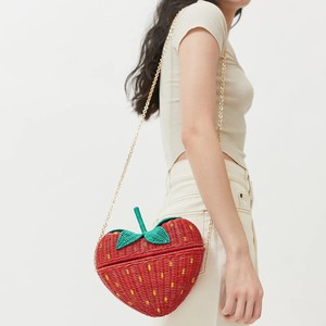 Sac à main en forme de cœur en rotin tissé à la main au design unique vente en gros de nouveaux sacs à main rouges à la fraise - Product Image 5