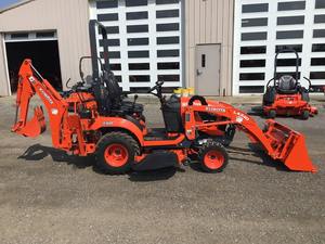 Tracteur compact Kubota BX23S - Chargeur et pelle rétrocaveuse tout-en-un à vendre - Product Image 6