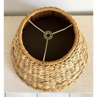 Lampes de table modernes minimalistes mi-siècle en rotin/bambou faites à la main de haute qualité, abat-jour festonnés, couleur et taille sur mesure pour salon