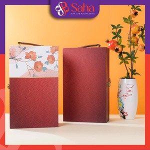 Boîtes à vin de luxe biodégradables personnalisées pour le Nouvel An 27x35x12 CM Papier d'art métallisé Kraft avec revêtement UV 3D Feuille d'or Whisky Tequila - Product Image 6